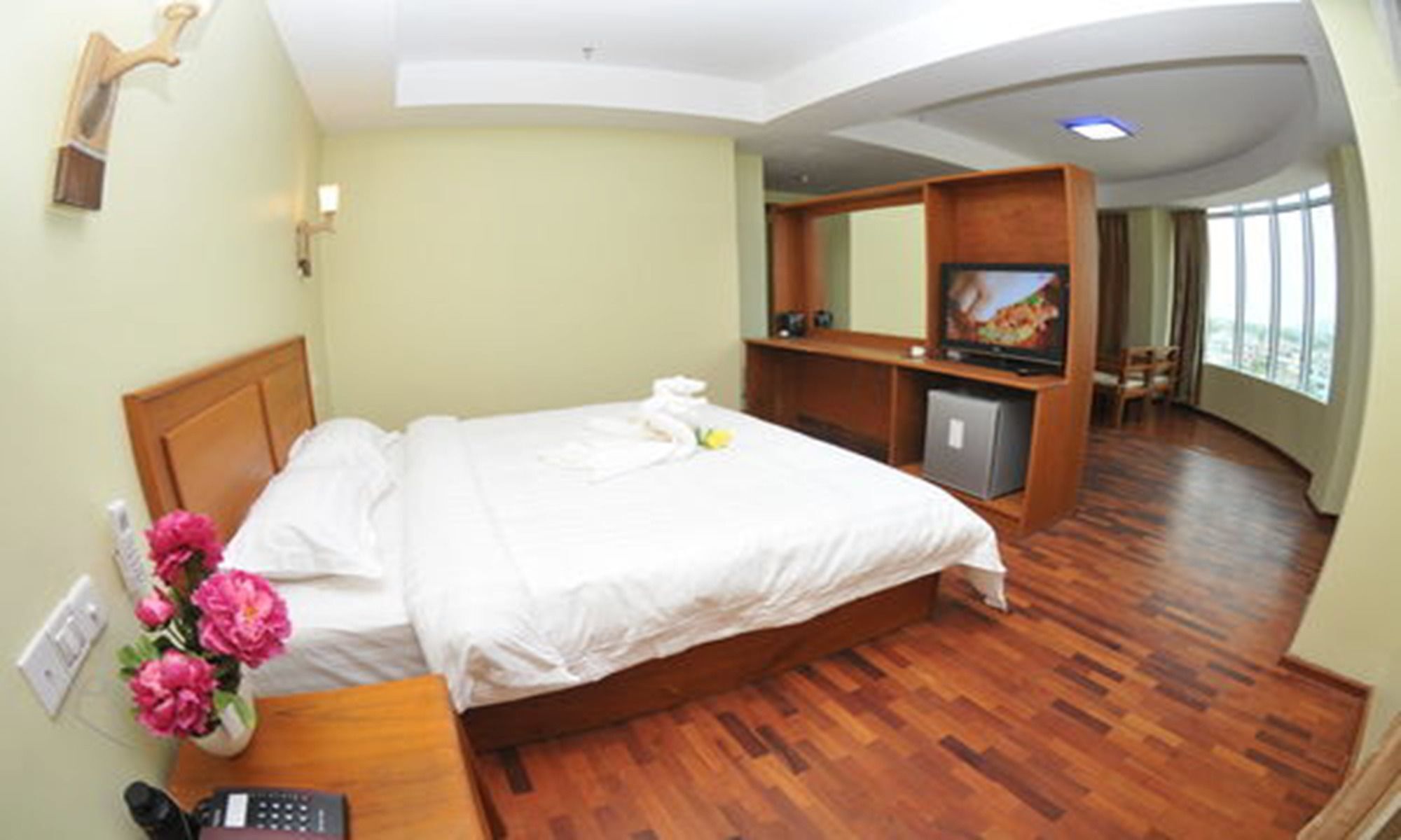 Shwe Phyu Hotel Mandalaj Zewnętrze zdjęcie